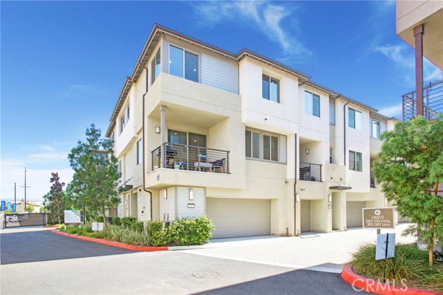 Property photo of 1578 Topeka AV