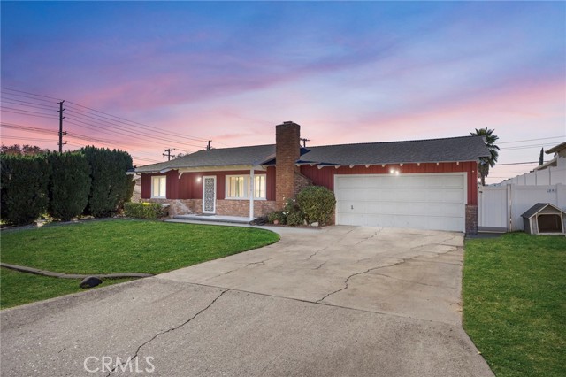 Photo of 5728 Newbury Av