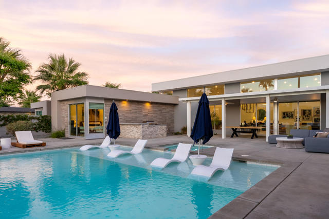 Property photo of 51165 Evangeline WY