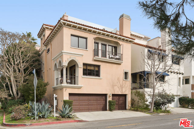 Photo of 5302 Pacific Av