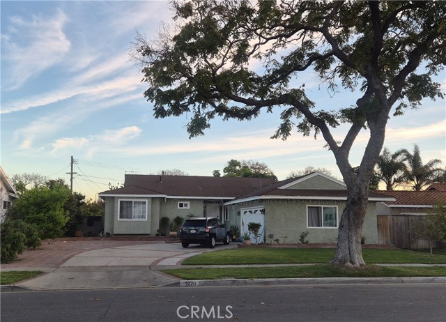 Property photo of 1770 W Goodhue AV