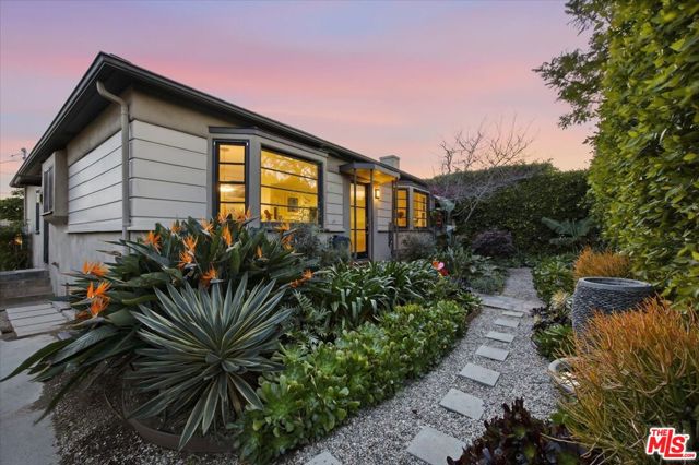 Property photo of 4440 W 61st ST