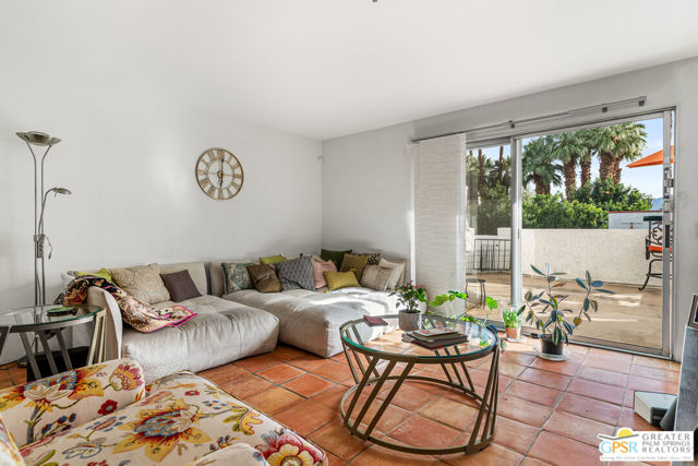 Property photo of 280 S Avd Caballeros