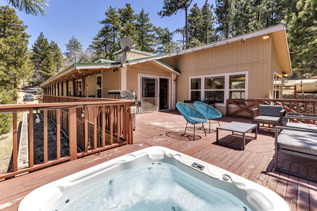 Property photo of 52950 Fernland DR
