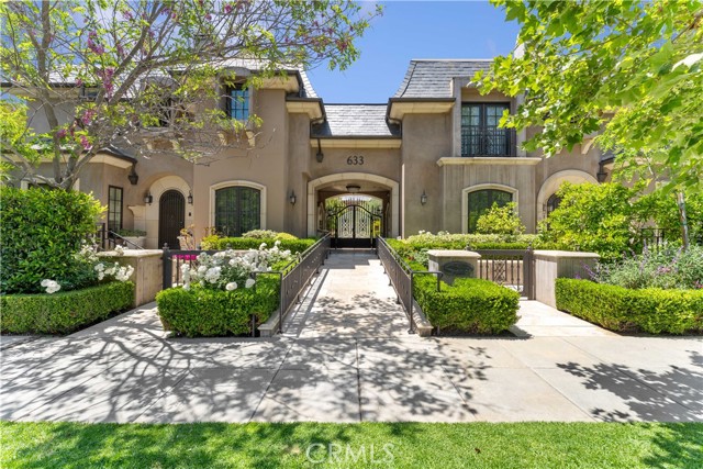Property photo of 633 S Lake AV