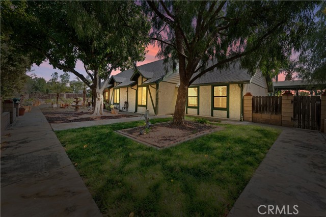 Property photo of 16872 Iris AV
