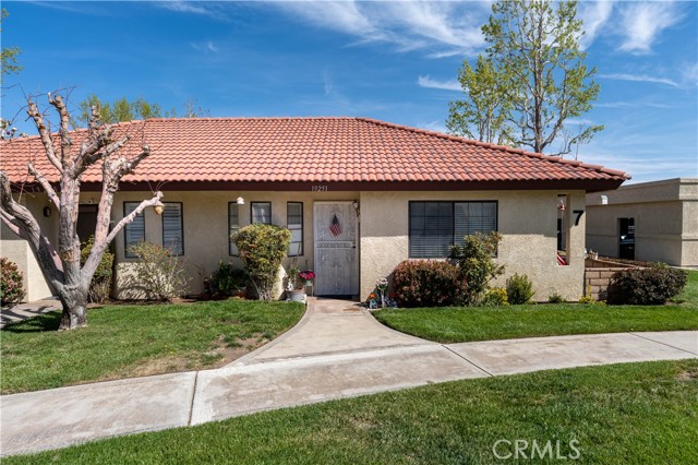 Property photo of 19251 Elm DR