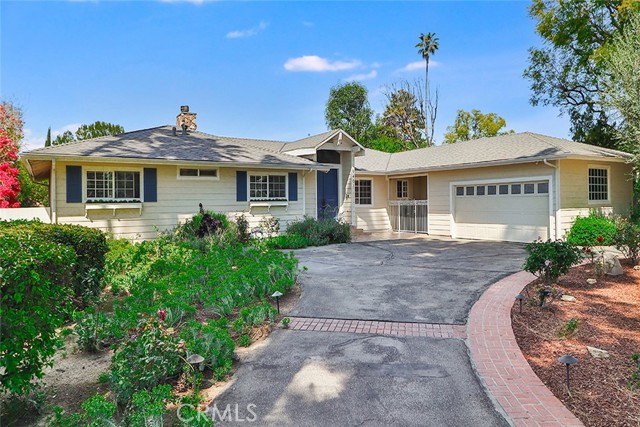 Property photo of 9401 Bianca AV