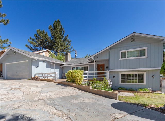 Property photo of 784 Apple AV