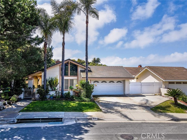 Property photo of 303 Calle Escuela