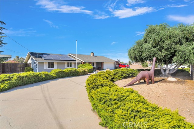 Property photo of 15680 Larch ST