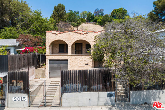 Property photo of 2015 Hyperion AV