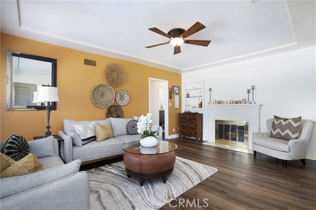 Property photo of 829 N Foxdale AV