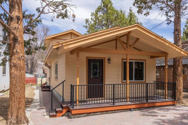 Property photo of 309 E Angeles BL