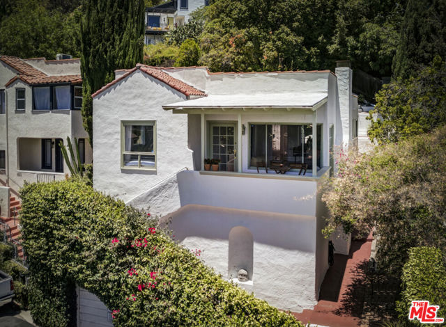 Property photo of 6873 Yeager PL