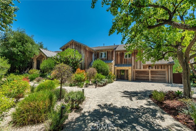 Property photo of 5207 SADDLE CREEK RD