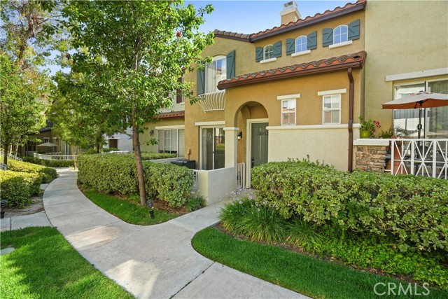 Property photo of 28252 Canterbury CT