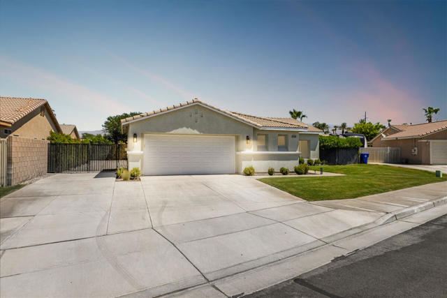 Property photo of 83938 Carolina CT