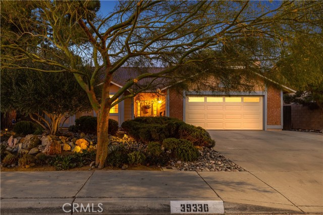 Property photo of 39330 Gainsborough DR