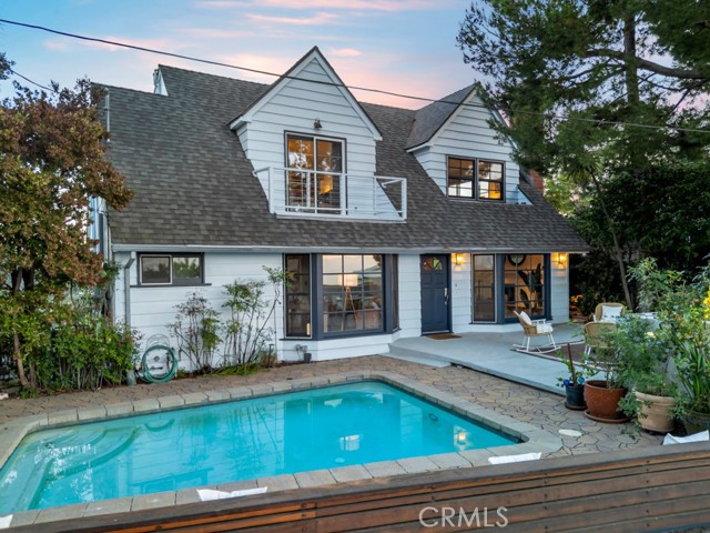 Property photo of 8615 Skyline DR