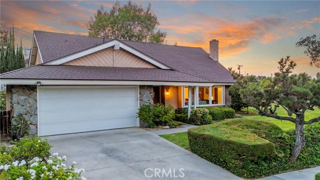 Property photo of 16130 Villa Flores DR
