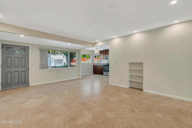 Property photo of 7322 Lindley AV