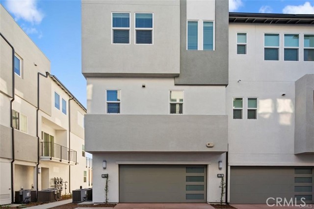 Property photo of 1722 W Bushell