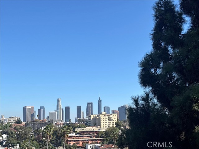 Property photo of 421 S La Fayette Park
