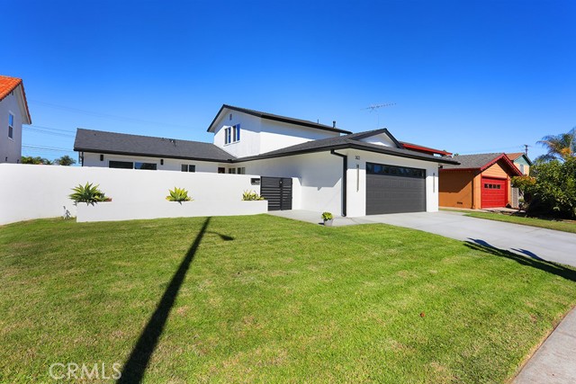 Property photo of 9429 El Valle