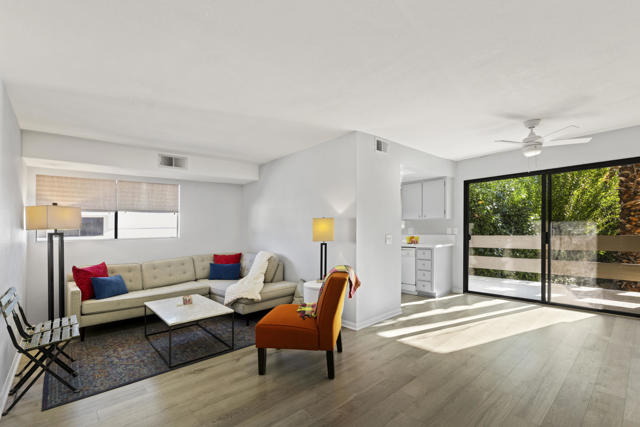 Property photo of 5301 E Waverly DR