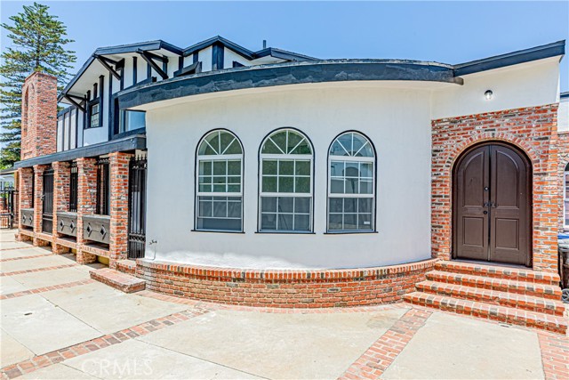 Property photo of 5334 Victoria Ave