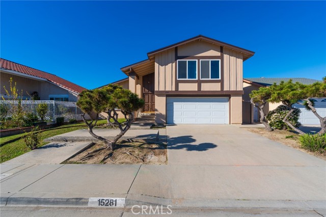 Property photo of 15281 Dogwood