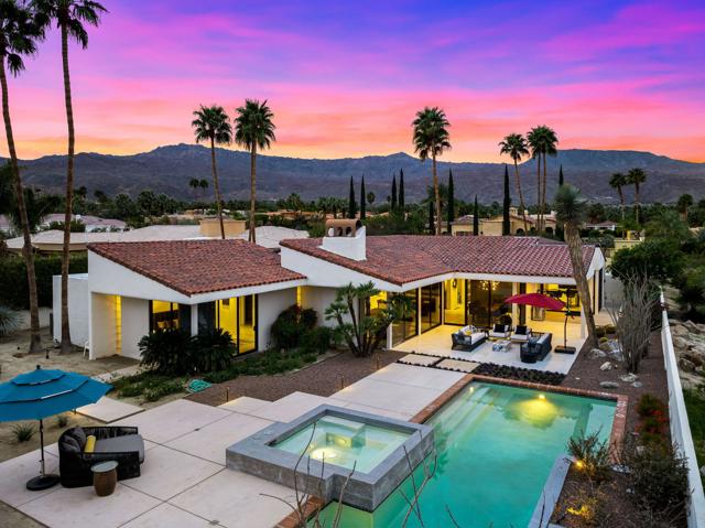 Photo of 49150 Della Robia Ln