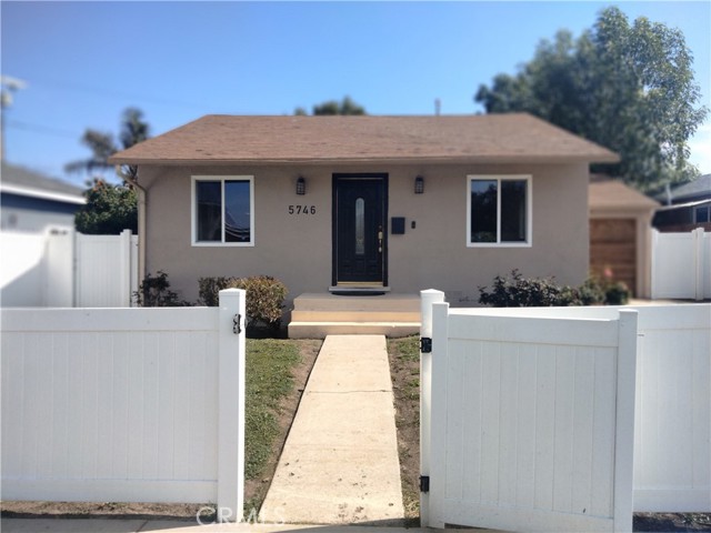 Property photo of 5746 Zelzah Ave