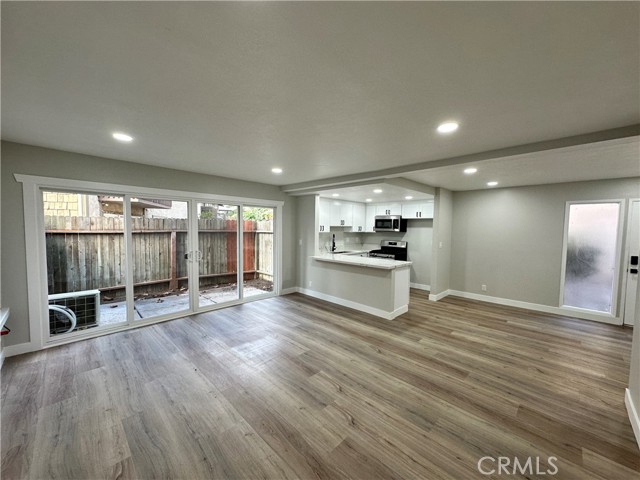 Property photo of 3050 S Bristol ST