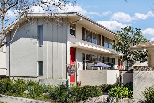 Property photo of 4456 W Kling ST