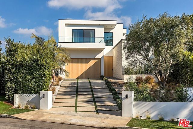 Property photo of 324 S Medio DR