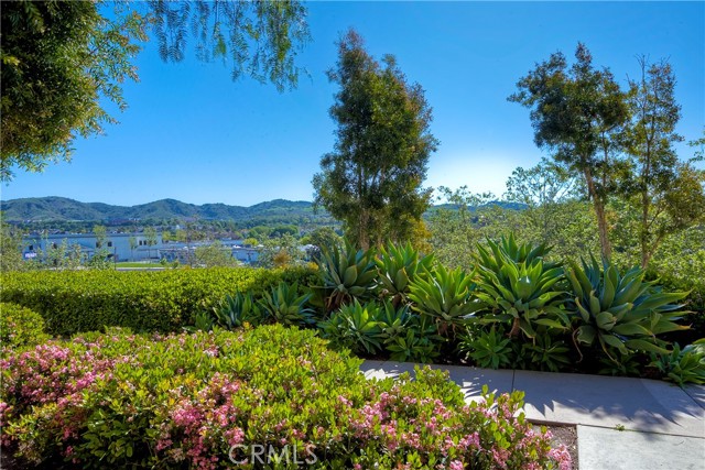 Property photo of 66 Glenalmond LN