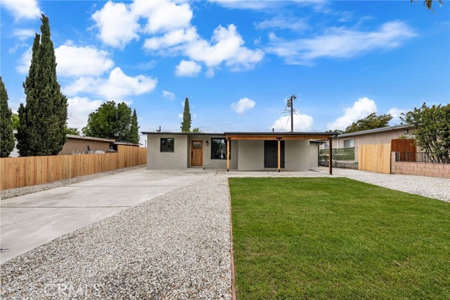 Property photo of 13198 Oaks AV