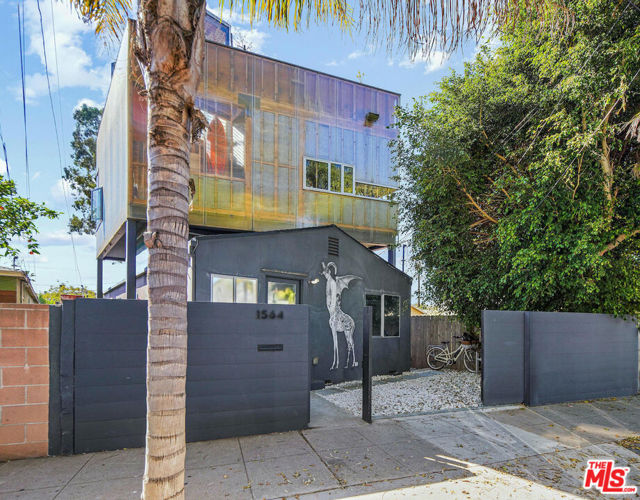 Property photo of 1564 Cabrillo AV