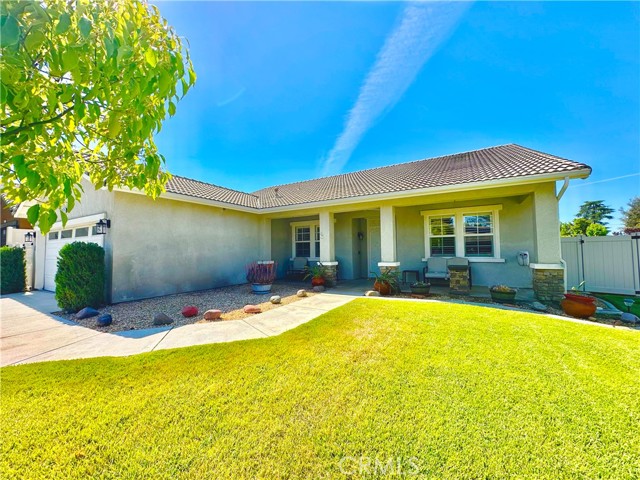 Property photo of 35579 Country Creek DR