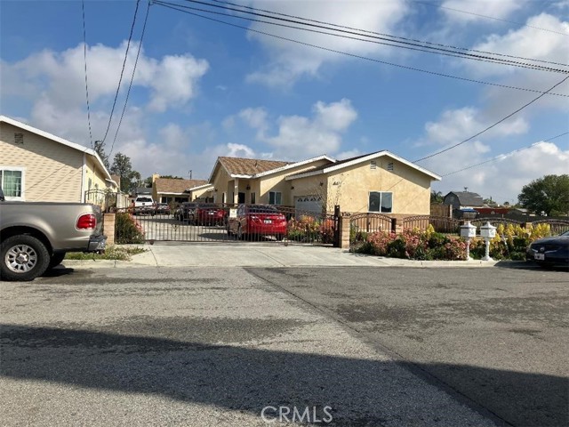 Property photo of 17548 Court ST