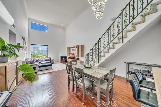 Property photo of 625 S Berendo ST