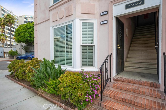 Property photo of 102 Lime AV