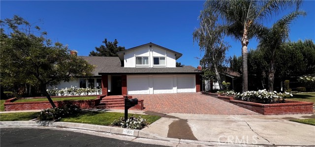 Property photo of 916 N Malden AV