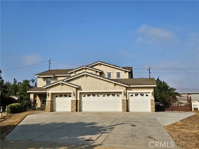 Photo of 410 Caliente Dr