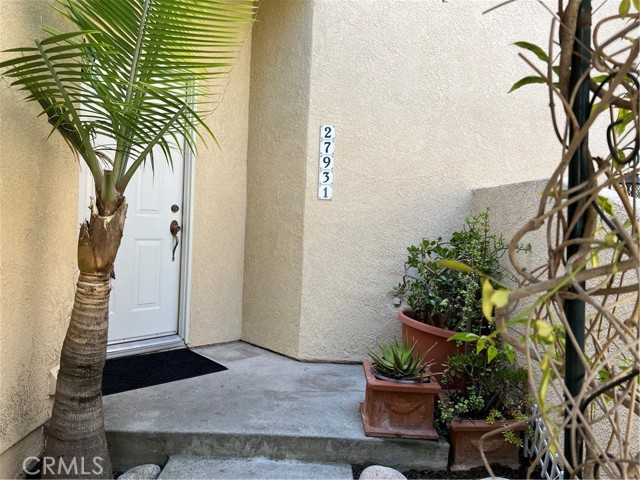 Property photo of 27931 Via Crespi