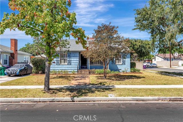 Property photo of 1949 Chatwin AV
