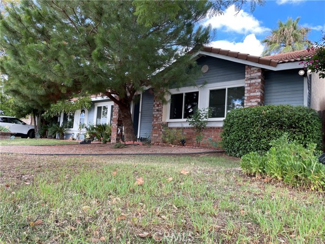 Property photo of 25414 Kalmia