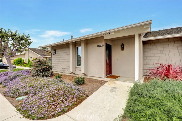 Property photo of 8565 Larkhall CR